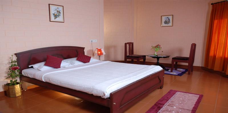 Sunbird Garden Resort Krishnagiri Esterno foto